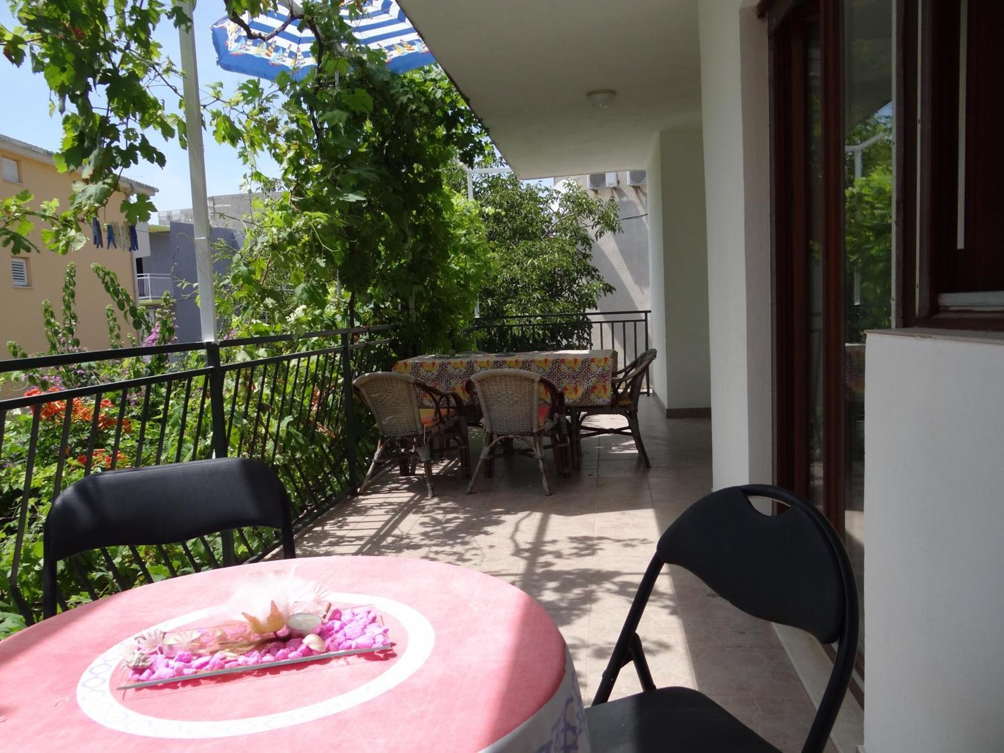 Rajcic Apartman Sobe Omiš Exterior foto